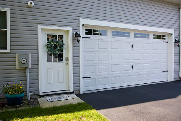 24/7 Emergency Garage Door Panel Replacement experts in Rapid City, MI
